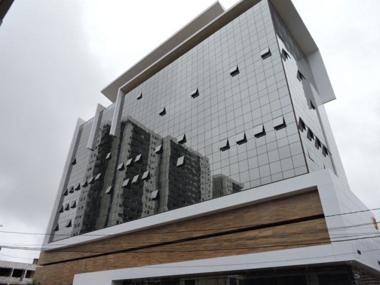 Íris Oftalmo Clínica Oftalmológica